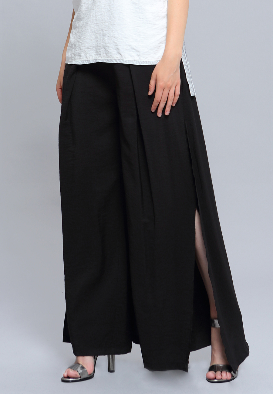 Pantalon noir large panneau jupe arrière W50909-02