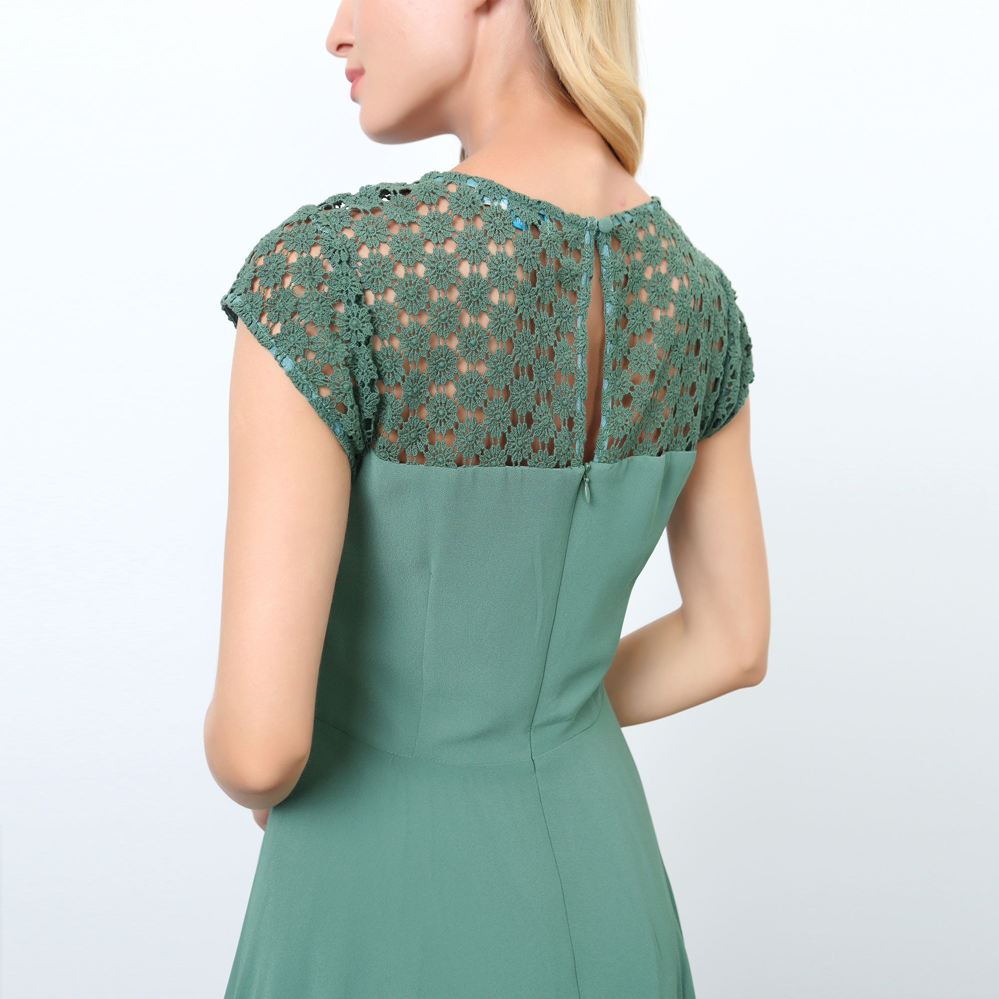 W93028-green-04-1
